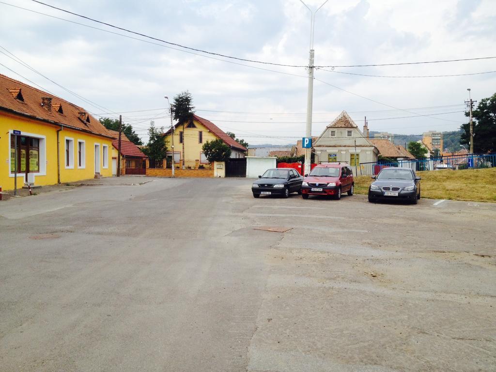 Pensiunea Mimi Mediaş Eksteriør bilde