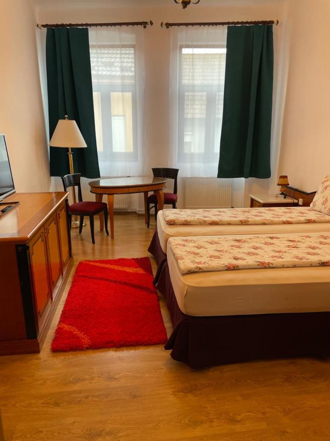 Pensiunea Mimi Mediaş Eksteriør bilde